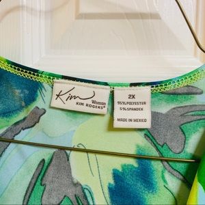 Kim Rogers Dresses - Kim Rogers V Neck with attached Cami look floral Kim Rogers Dresses - Kim Rogers V Neck with attached Cami look floral
